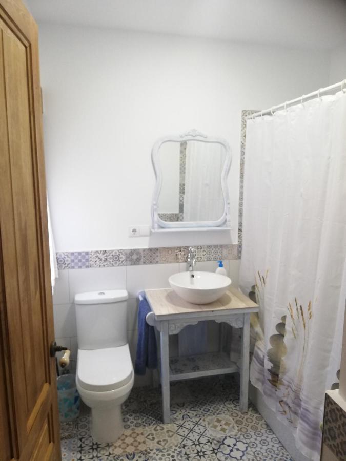 Hostal El Lugar De La Mancha Argamasilla de Alba Esterno foto