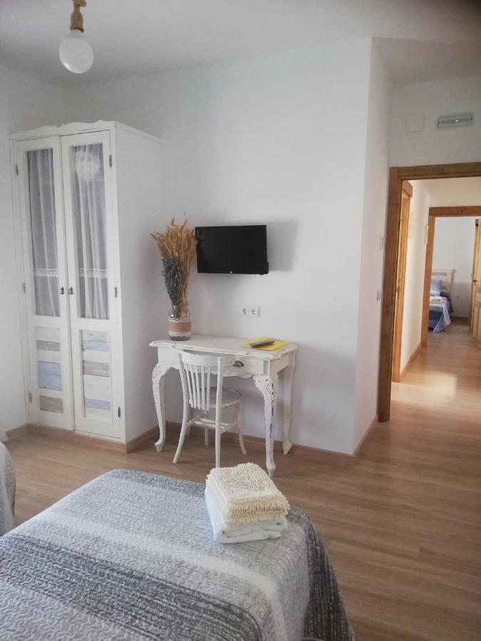 Hostal El Lugar De La Mancha Argamasilla de Alba Esterno foto