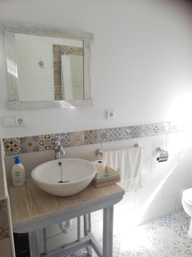 Hostal El Lugar De La Mancha Argamasilla de Alba Esterno foto